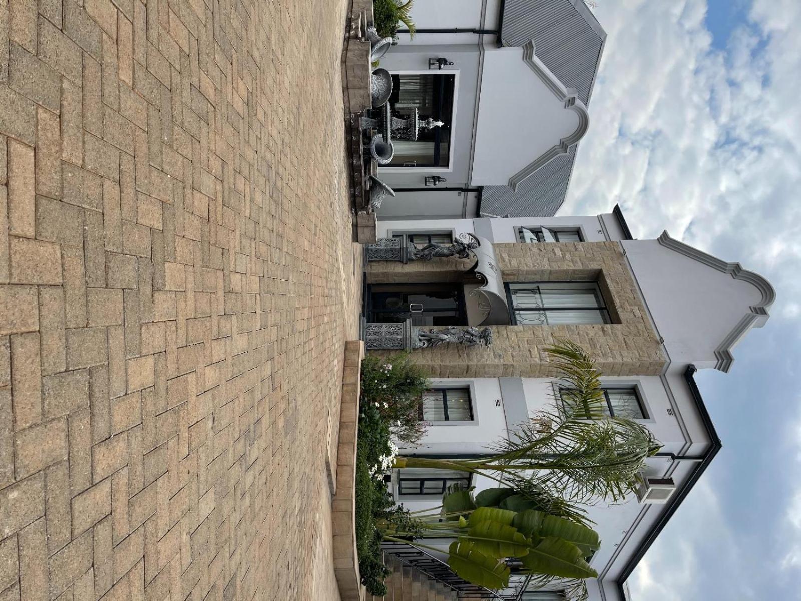 Ezulwini Villa Hotel Harare Exteriör bild